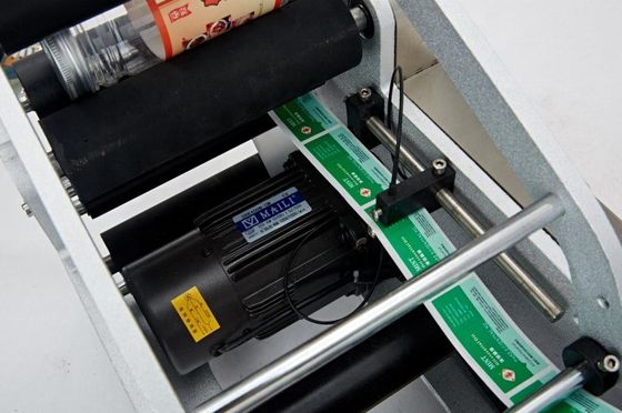 Máquina de rotulagem digital de garrafas redondas de plástico