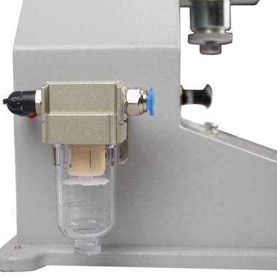 Máquina de enchimento de líquido de pasta de pedal pneumático A02 acessível Sem tensão de energia 3400 mm