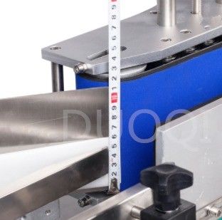 Máquina de rotulagem automática de garrafas redondas para a indústria química